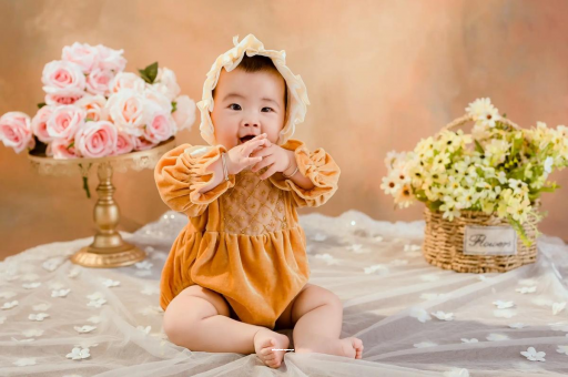 巨野六个月宝宝的发育标准 巨野六个月宝宝的发育标准